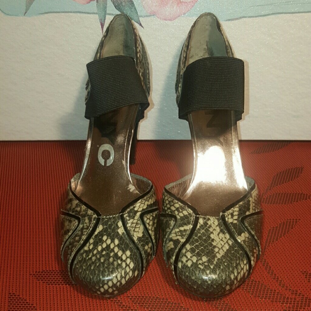 DKNYC Snakeskin Style Heels